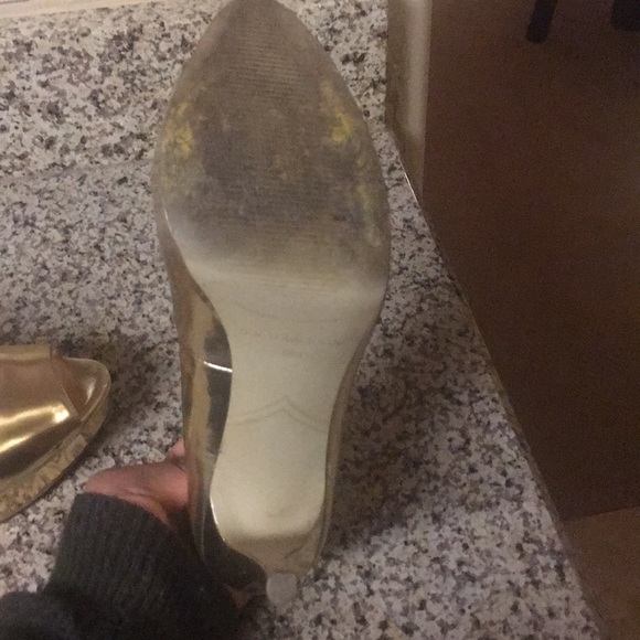 Enzo Angiolini Gold Peep Toe Pumps - Picture 6 of 6